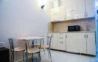 Апарт-отели BLACK SEA SIDE APARTMENTS Батуми Апартаменты-студио с видом на море-7