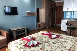Апарт-отели BLACK SEA SIDE APARTMENTS Батуми Апартаменты-студио с видом на море-4