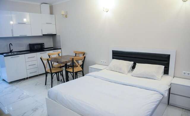 Апарт-отели BLACK SEA SIDE APARTMENTS Батуми-47